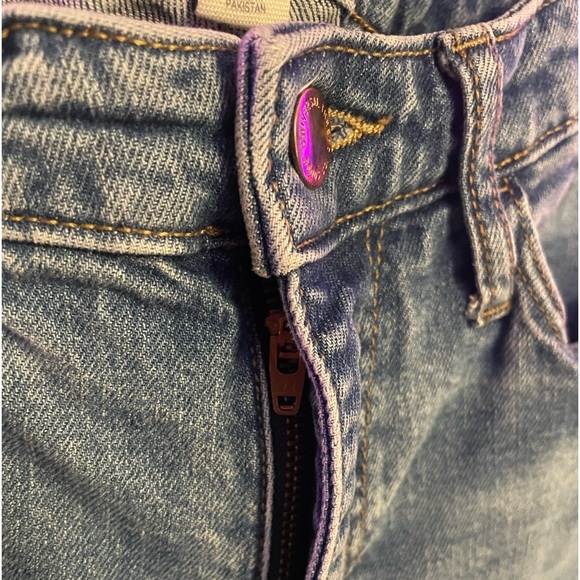 Universal Thread Denim Jeans Size 2 - Picture 3 of 7
